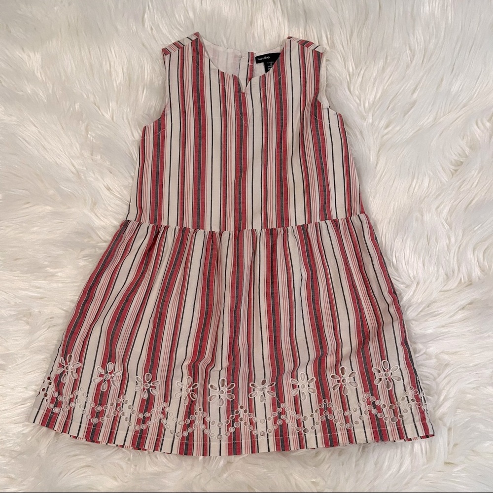 GAP Toddler Eyelet Dress 💞